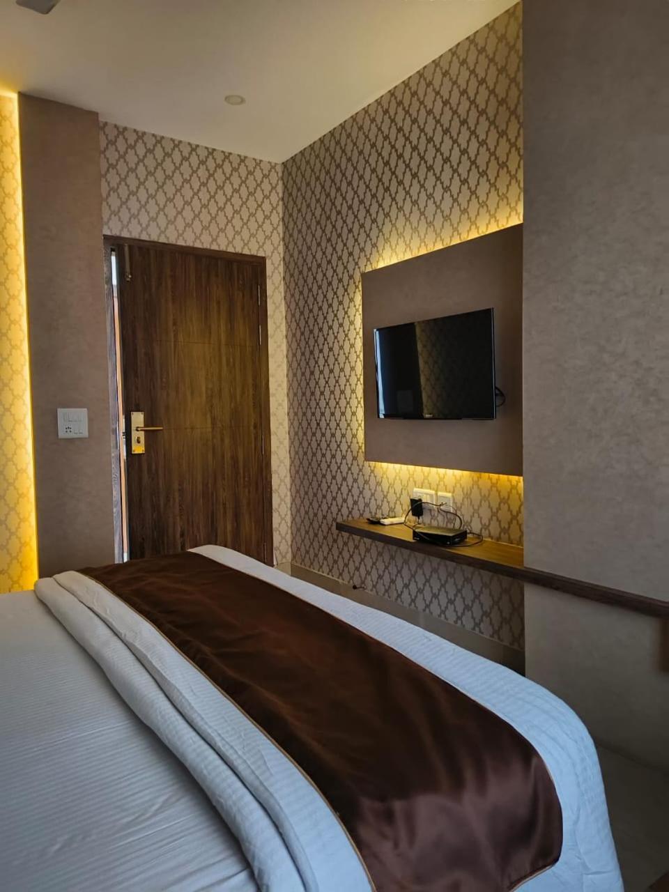 Jaanki Farms & Resorts Jorhāt Eksteriør billede